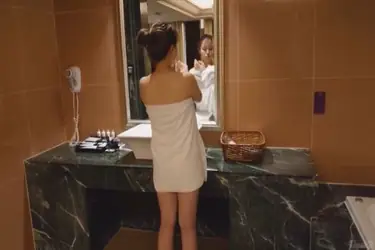 Check In Hotel Bareng Mantan Pacar Imut