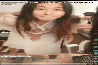 Stevhie Live Bigo Pamer Dada Basah